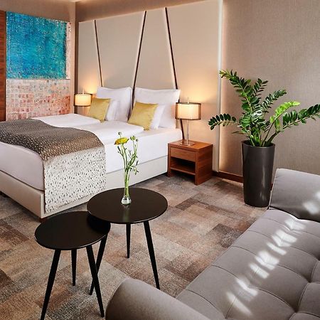 Artis Boutique Hotel Szombathely Buitenkant foto