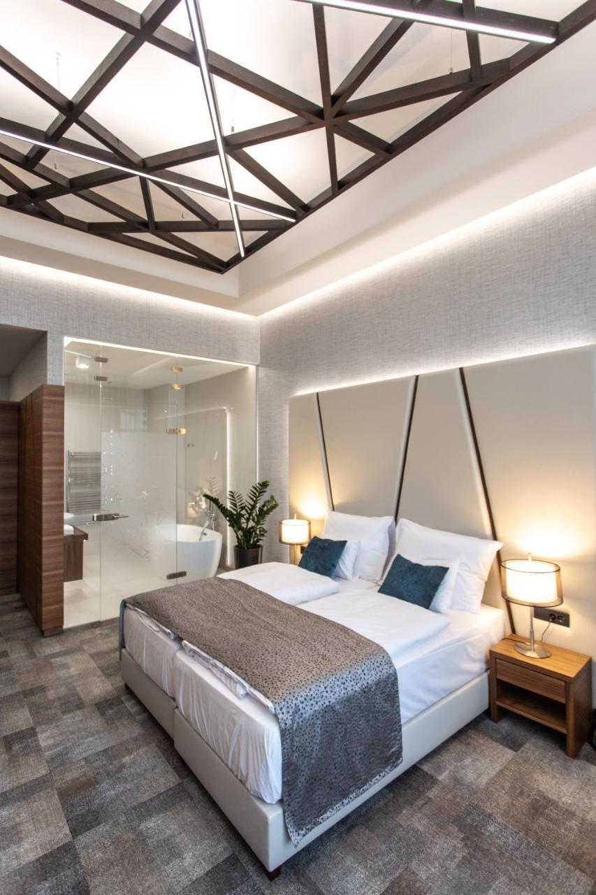Artis Boutique Hotel Szombathely Buitenkant foto