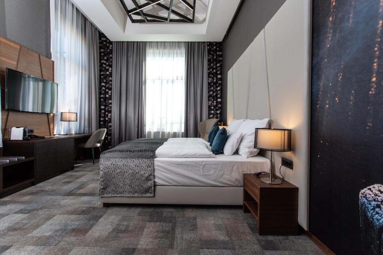 Artis Boutique Hotel Szombathely Buitenkant foto