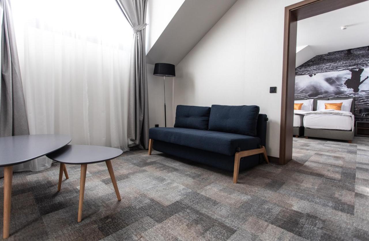 Artis Boutique Hotel Szombathely Buitenkant foto